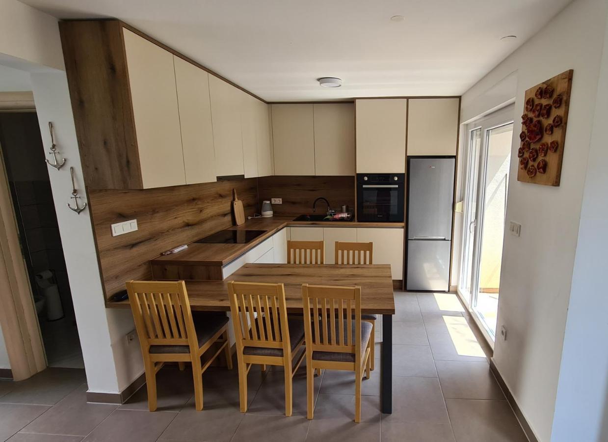 Apartment Paklina Starigrad Paklenica Extérieur photo