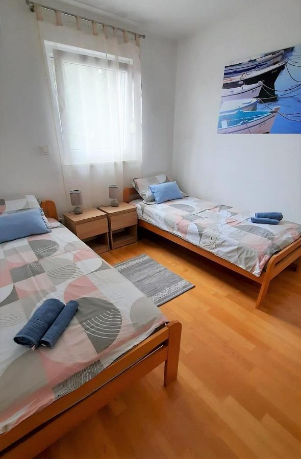 Apartment Paklina Starigrad Paklenica Extérieur photo
